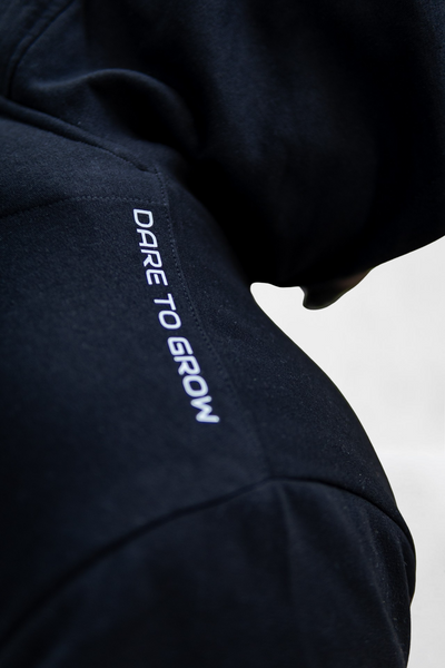 Classic Fitted Hoodie (black)