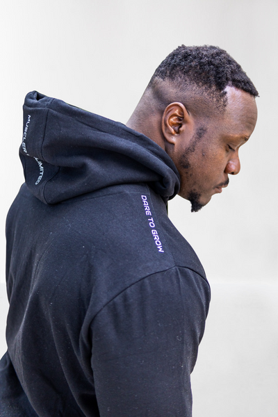 Classic Fitted Hoodie (black)